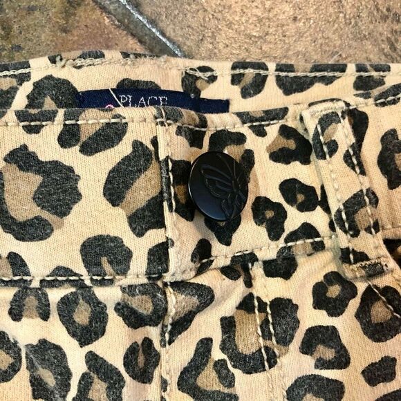 Girls Bundle 2 Pairs of Pants - Cheetah Pull-on Leggings, Snap with Elastic Wais - Picture 4 of 16